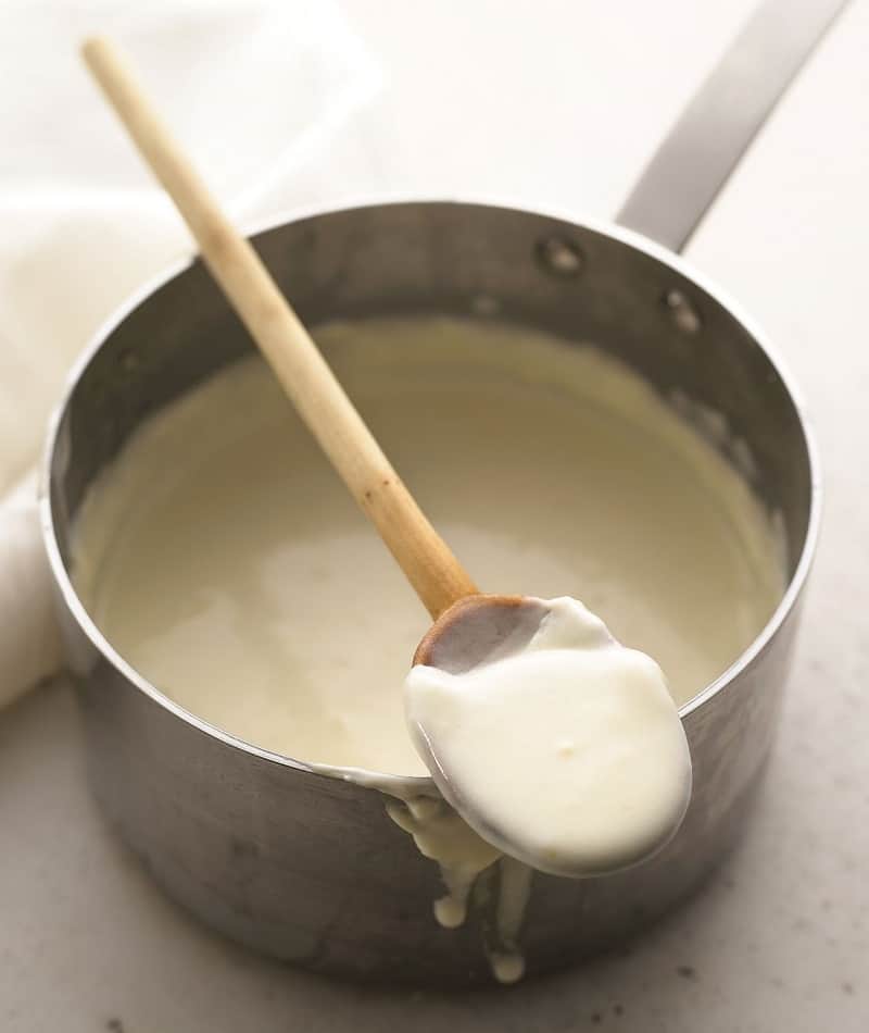 Molho branco bechamel aromático