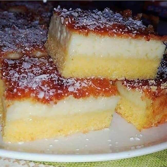 Bolo de fubá cremoso