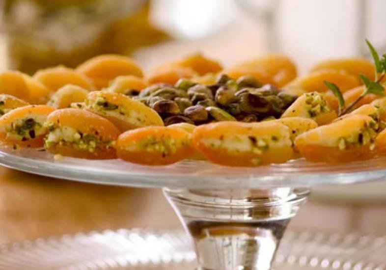 Damasco com cream cheese e gorgonzola