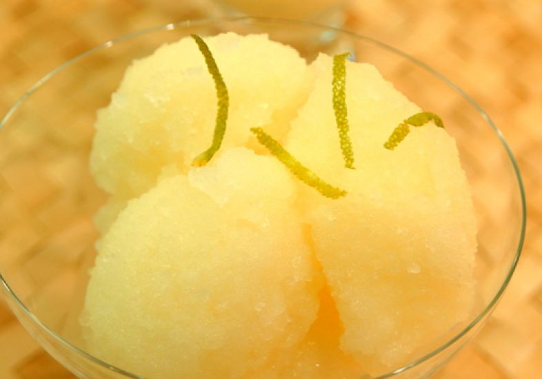 Sorbet de lima da pérsia com cachaça Sorbet de lima da pérsia com cachaça