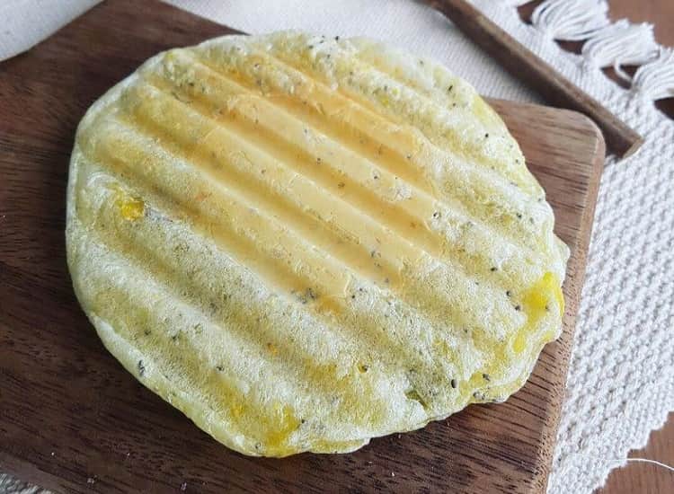 Falso pão de queijo na frigideira Falso pão de queijo na frigideira