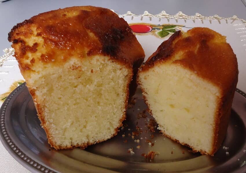 Bolo de arroz cru delicioso