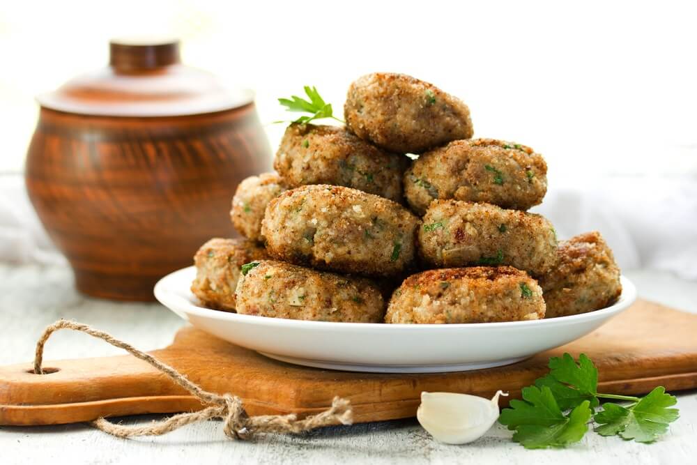 Bolinho de brócolis assado Bolinho de brócolis assado