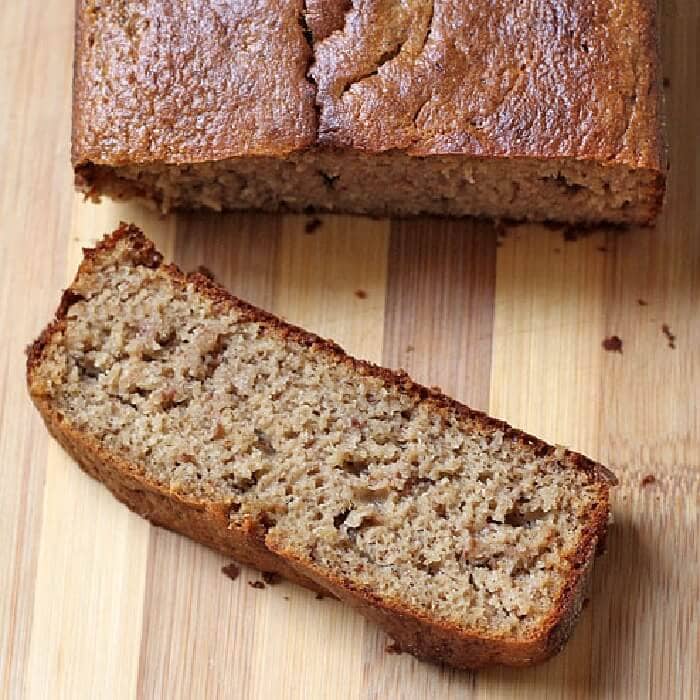 Bolo de banana sem farinha e sem açúcar