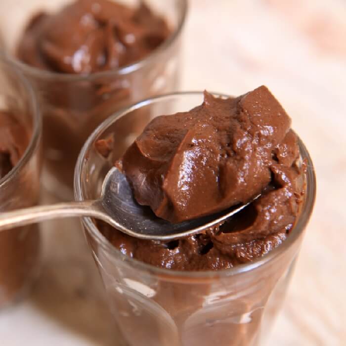 Brigadeiro fit de abacate Brigadeiro fit de abacate