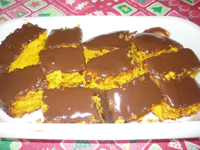 Calda de chocolate para bolo de cenoura Calda de chocolate para bolo de cenoura