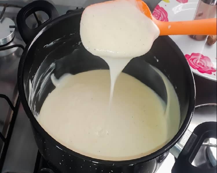 Como fazer molho branco com maisena Como fazer molho branco com maisena