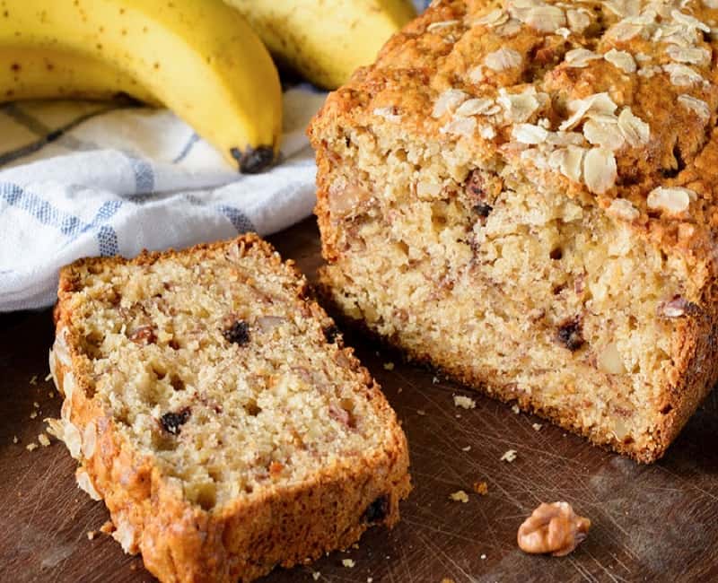 Bolo de banana com aveia integral Bolo de banana com aveia integral
