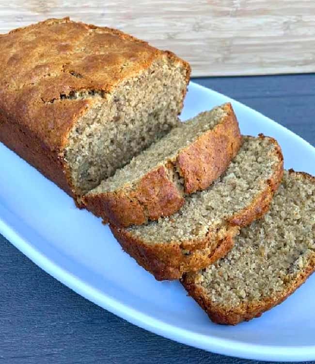 Bolo de aveia com banana sem açúcar Bolo de aveia com banana sem açúcar